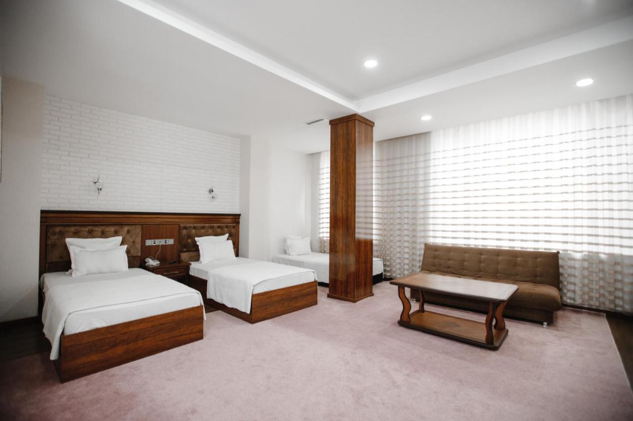 Shedevr Plaza Hotell Namangan Eksteriør bilde