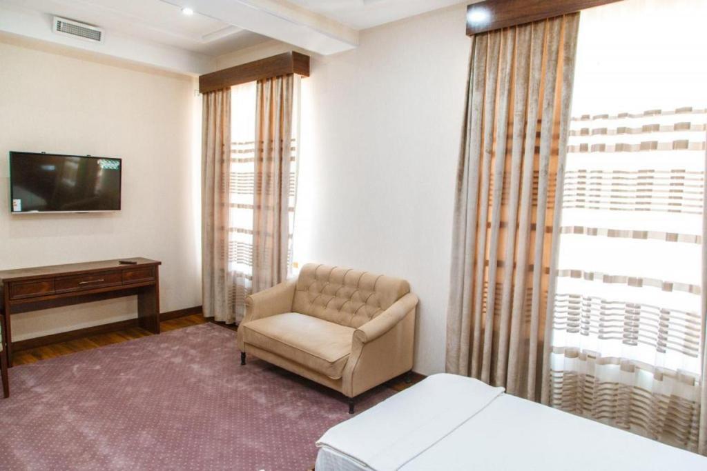 Shedevr Plaza Hotell Namangan Eksteriør bilde