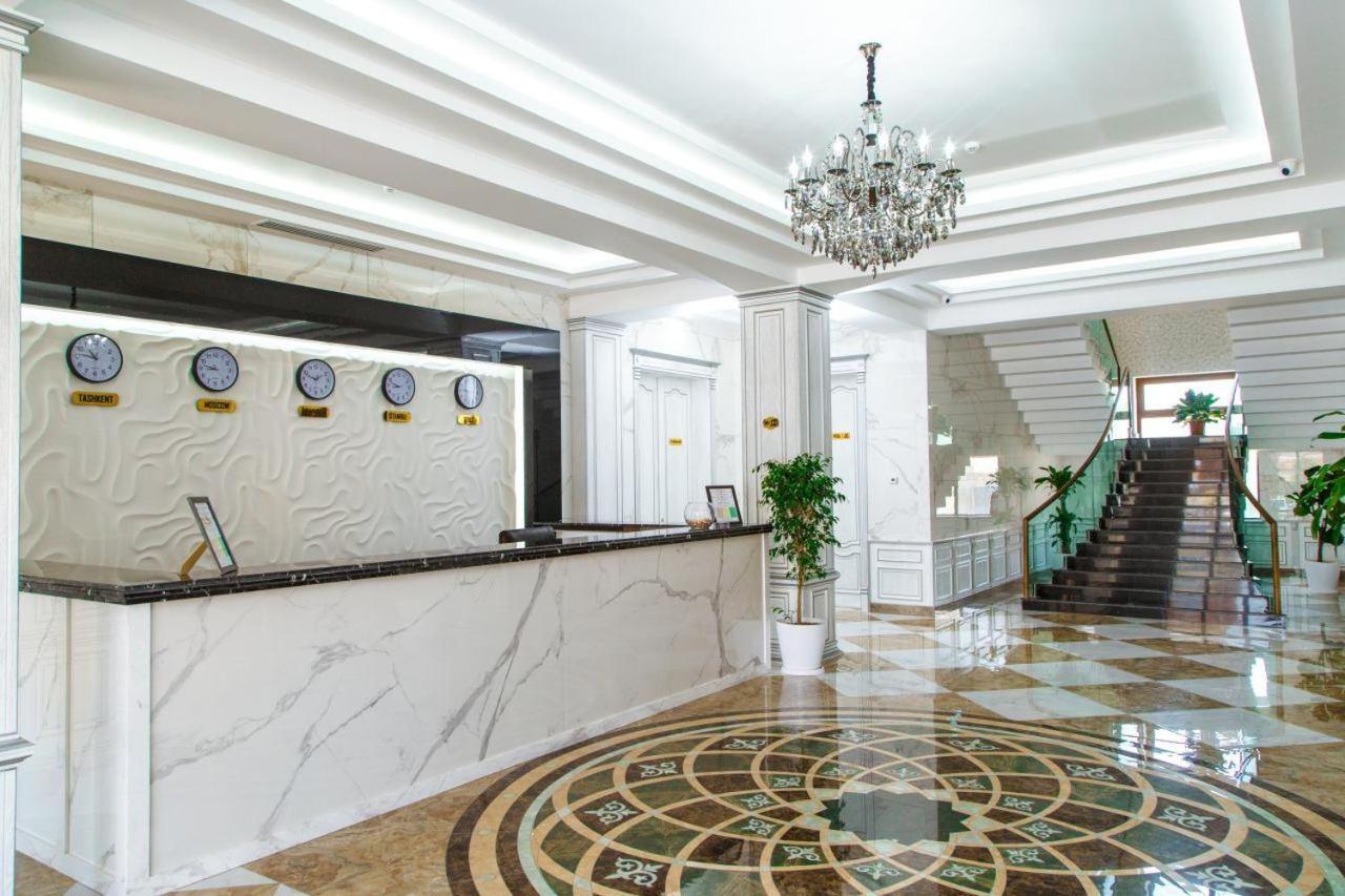 Shedevr Plaza Hotell Namangan Eksteriør bilde